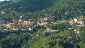 book Platres Accommodation