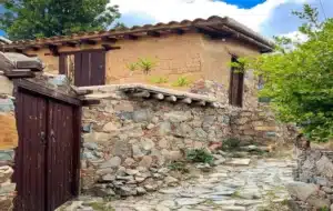 Cyprus fikardou village 1024x650